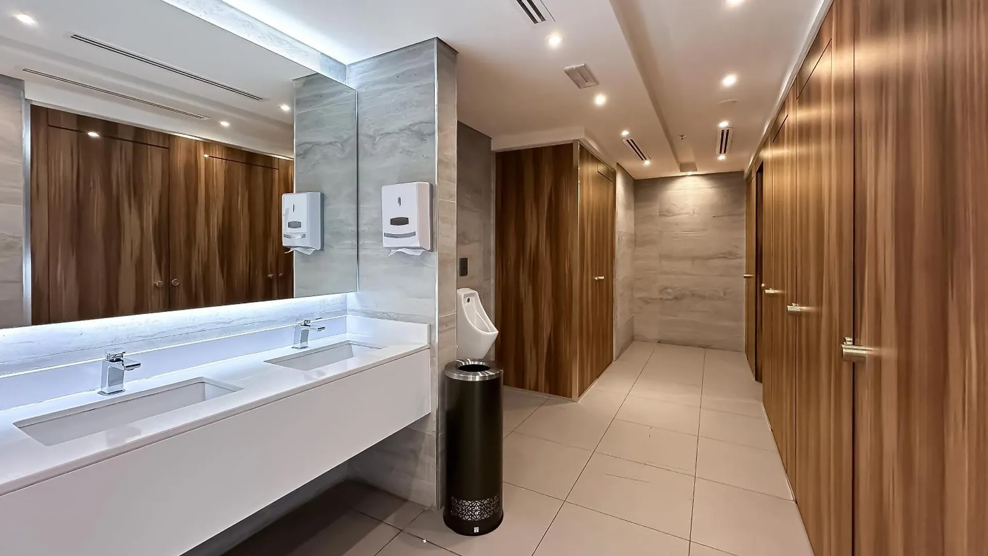 Dream Dubai Stay Sea Views & Private Balcony Apartment