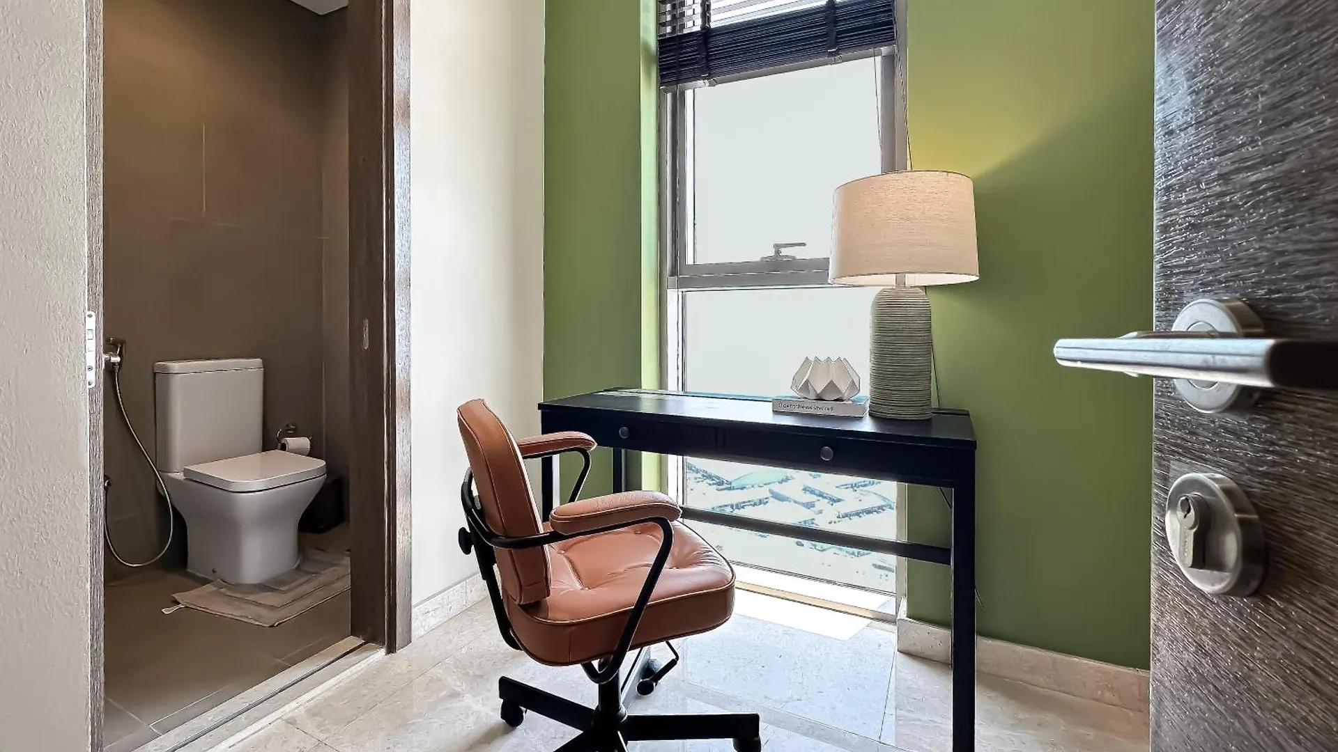 Dream Dubai Stay Sea Views & Private Balcony 0*,